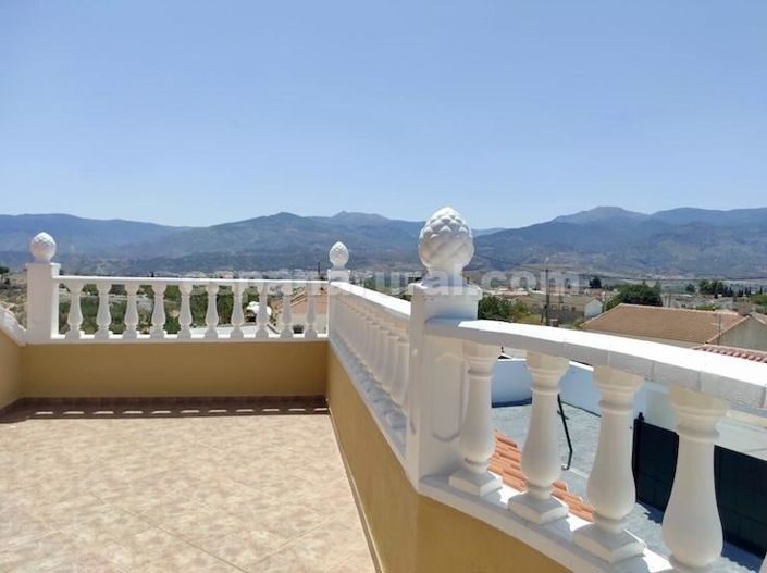 Image No.18-10 Bed Villa for sale