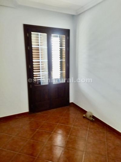 Image No.19-10 Bed Villa for sale