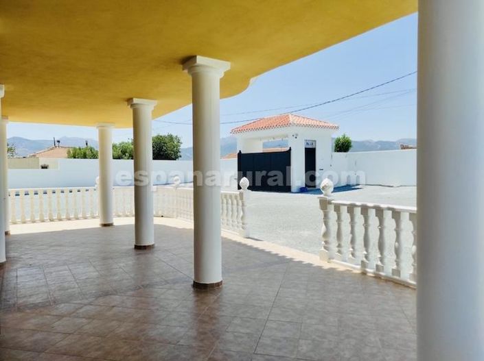 Image No.24-10 Bed Villa for sale