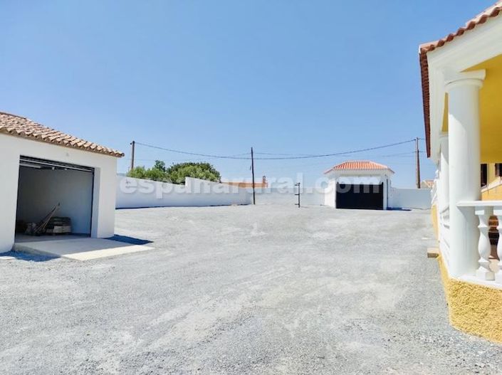 Image No.29-10 Bed Villa for sale