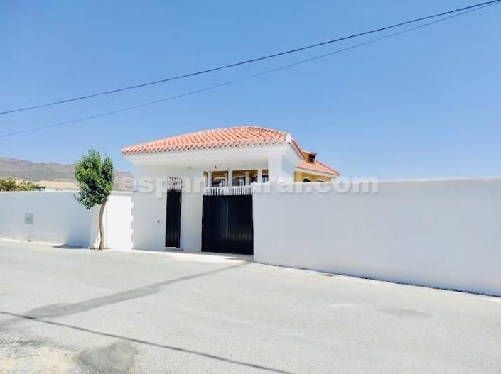 Image No.30-10 Bed Villa for sale