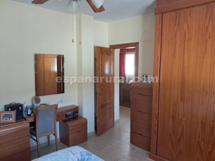 Image No.15-3 Bed Villa for sale