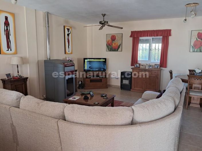 Image No.5-3 Bed Villa for sale