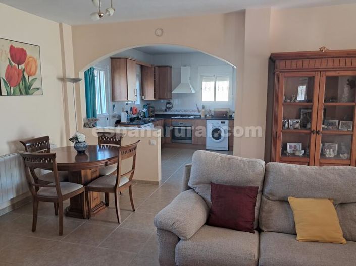 Image No.6-3 Bed Villa for sale