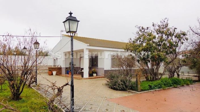 Image No.1-Villa de 4 chambres à vendre à Baza