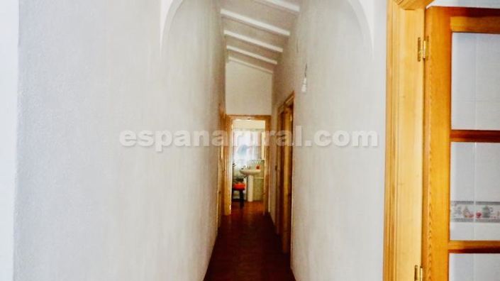 Image No.12-9 Bed Country House for sale