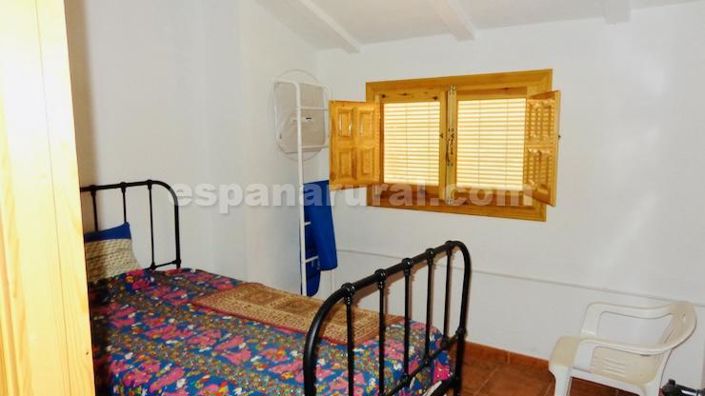 Image No.9-9 Bed Country House for sale