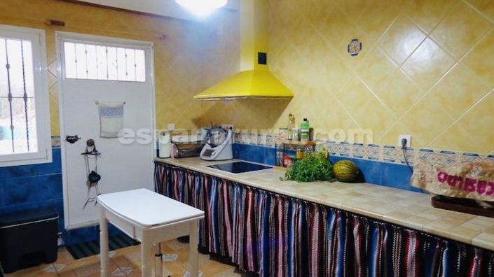 Image No.4-Villa de 7 chambres à vendre à Baza