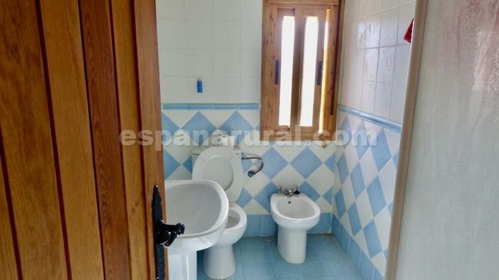 Image No.12-3 Bed Villa for sale