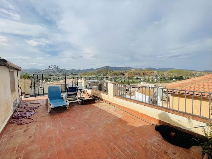 Image No.17-4 Bed Village House for sale