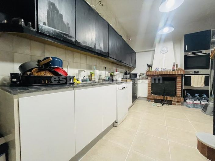 Image No.5-4 Bed Village House for sale