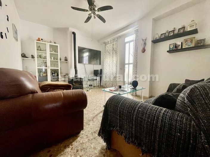 Image No.8-4 Bed Village House for sale