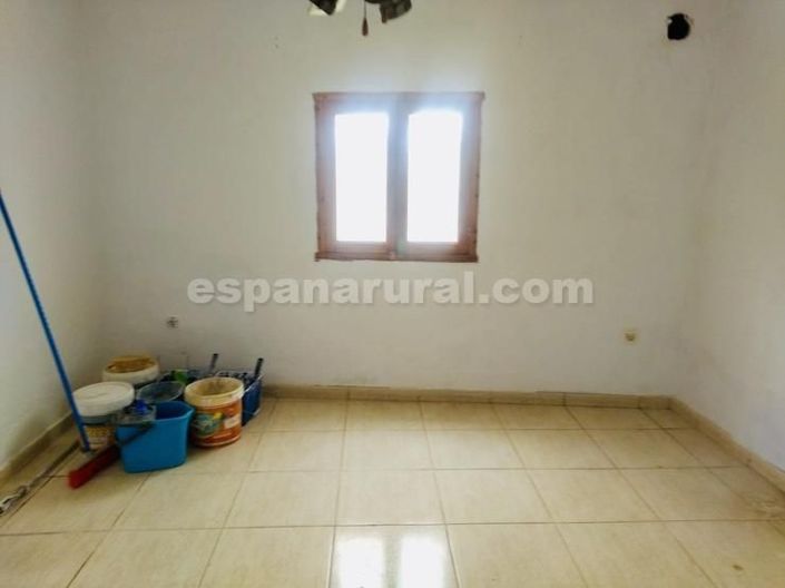 Image No.15-3 Bed Country House for sale