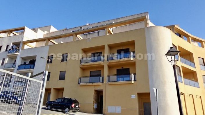 Image No.1-3 Bed Apartment for sale