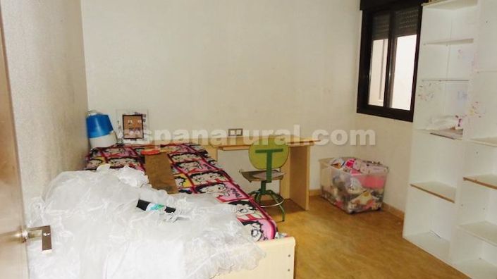 Image No.12-3 Bed Apartment for sale