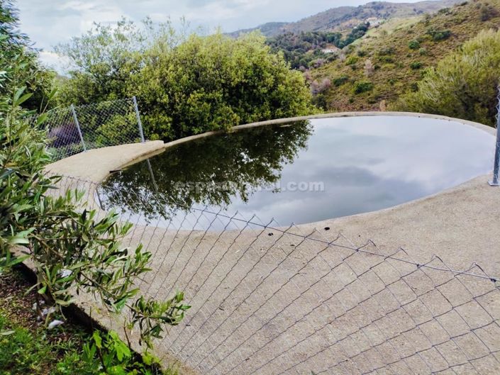 Image No.14-2 Bed Country House for sale