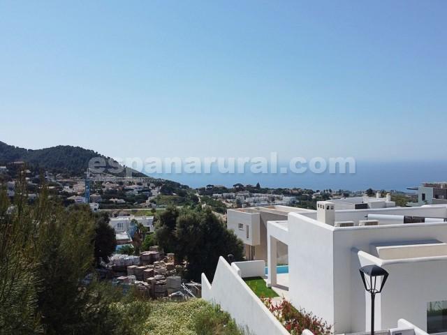 Image No.1-Land for sale