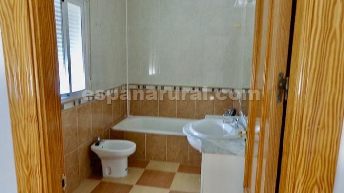 Image No.8-3 Bed Villa for sale