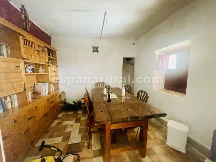 Image No.12-3 Bed Country House for sale