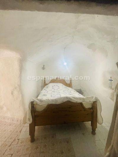 Image No.13-3 Bed Country House for sale