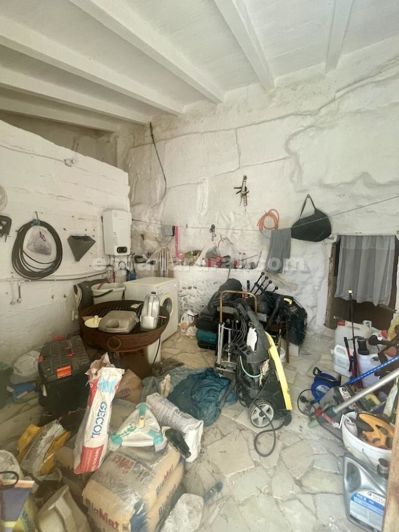 Image No.17-3 Bed Country House for sale