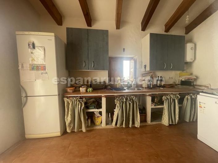 Image No.8-3 Bed Country House for sale