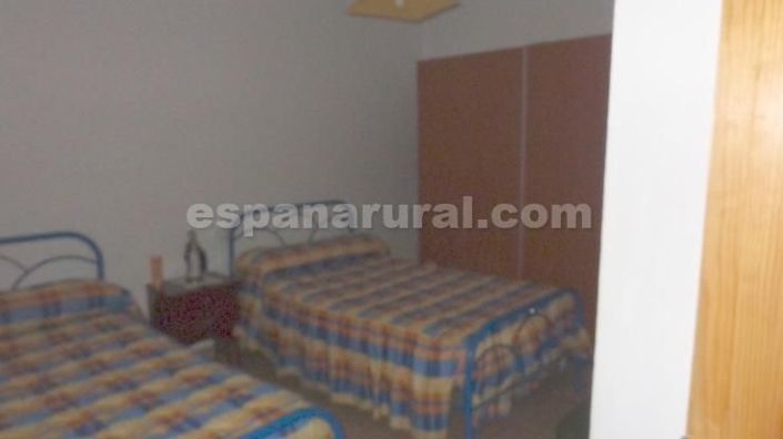 Image No.10-3 Bed Country House for sale