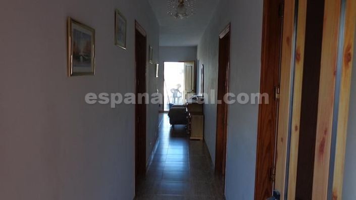 Image No.2-3 Bed Country House for sale