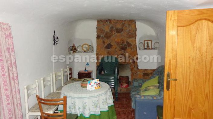 Image No.9-3 Bed Country House for sale