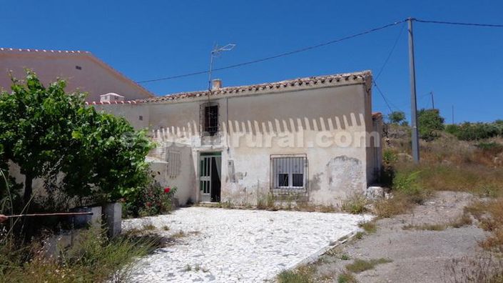 Image No.1-3 Bed Country House for sale