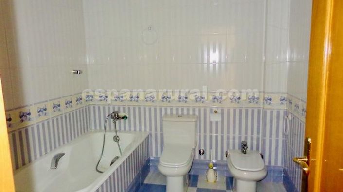 Image No.14-6 Bed Village House for sale