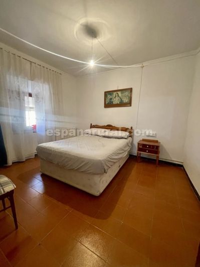 Image No.15-6 Bed Village House for sale