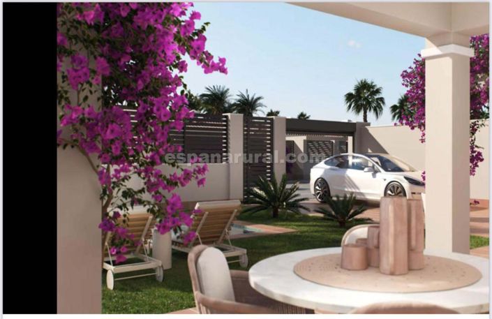 Image No.10-3 Bed Villa for sale