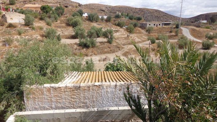 Image No.23-6 Bed Country House for sale