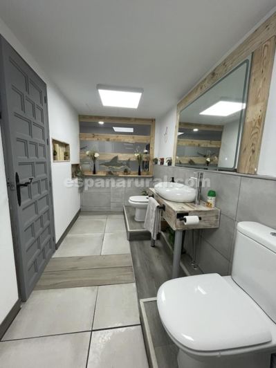 Image No.24-5 Bed Country House for sale