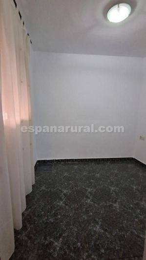 Image No.10-3 Bed Townhouse for sale