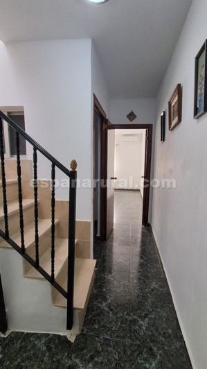 Image No.12-3 Bed Townhouse for sale