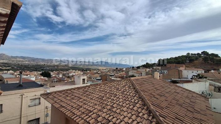 Image No.16-3 Bed Townhouse for sale