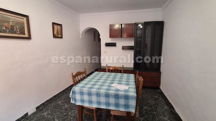 Image No.3-3 Bed Townhouse for sale