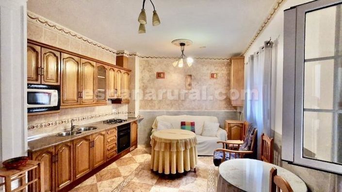 Image No.3-4 Bed Village House for sale