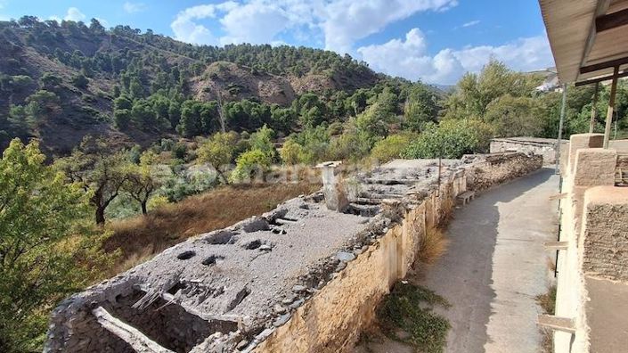 Image No.17-3 Bed Country House for sale