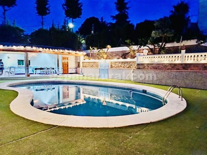 Image No.1-Villa de 5 chambres à vendre à Costa Tropical