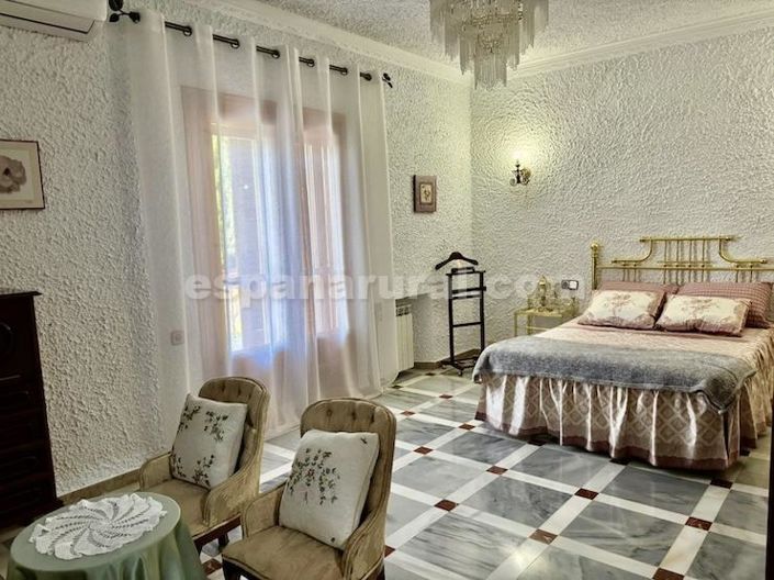 Image No.9-Villa de 5 chambres à vendre à Costa Tropical