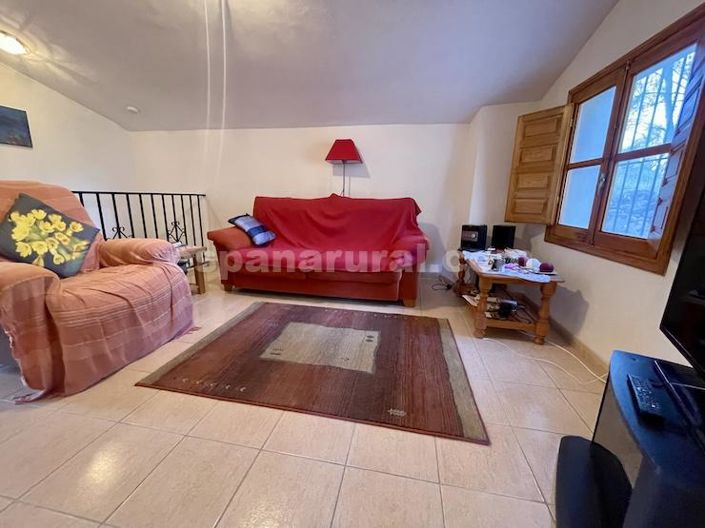 Image No.11-6 Bed Country House for sale