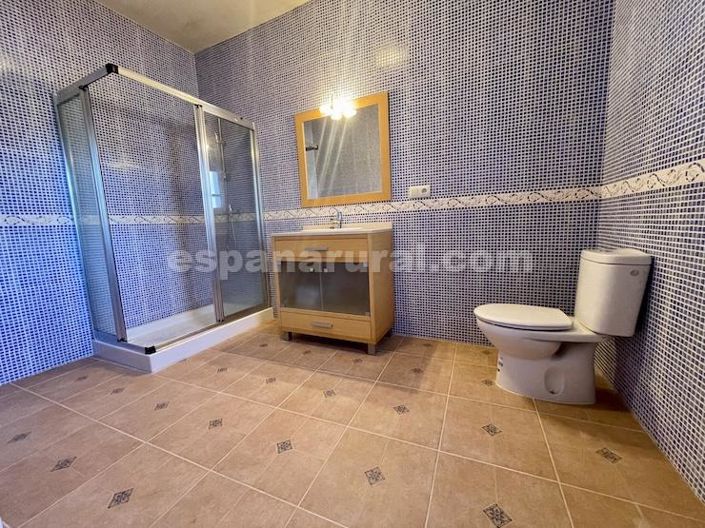 Image No.27-6 Bed Country House for sale