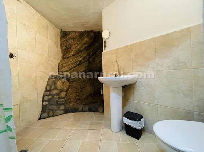 Image No.6-Maison de village de 2 chambres à vendre à Sierro