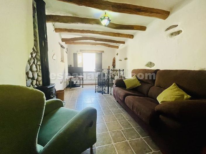 Image No.8-Maison de village de 2 chambres à vendre à Sierro