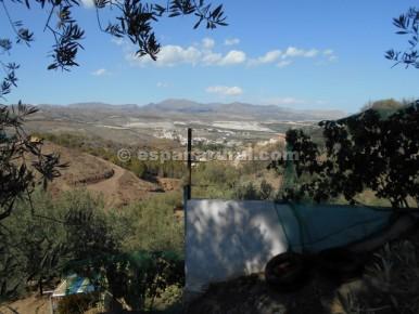 Image No.6-2 Bed Country House for sale