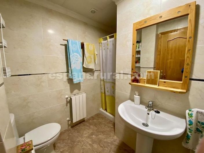 Image No.12-6 Bed Country House for sale