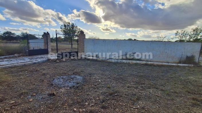 Image No.7-2 Bed Country House for sale